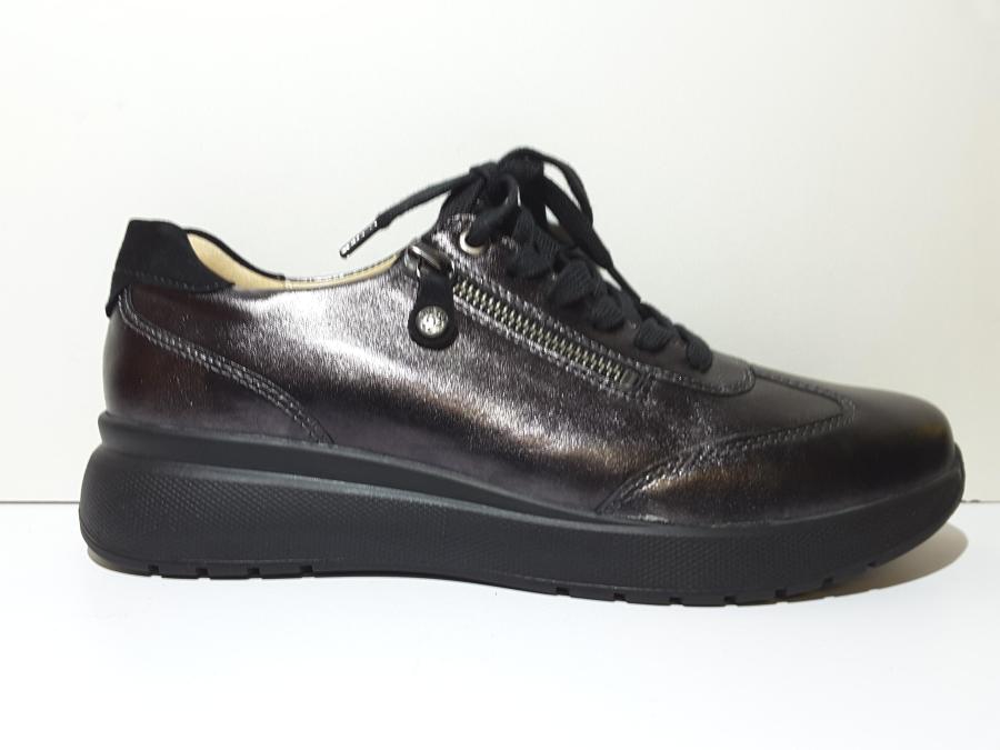 2526059_1202526_7918